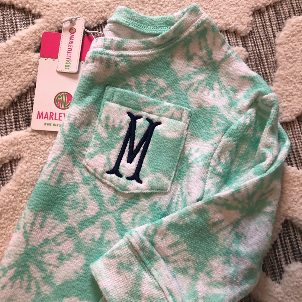 NWT 3T Crewneck Top